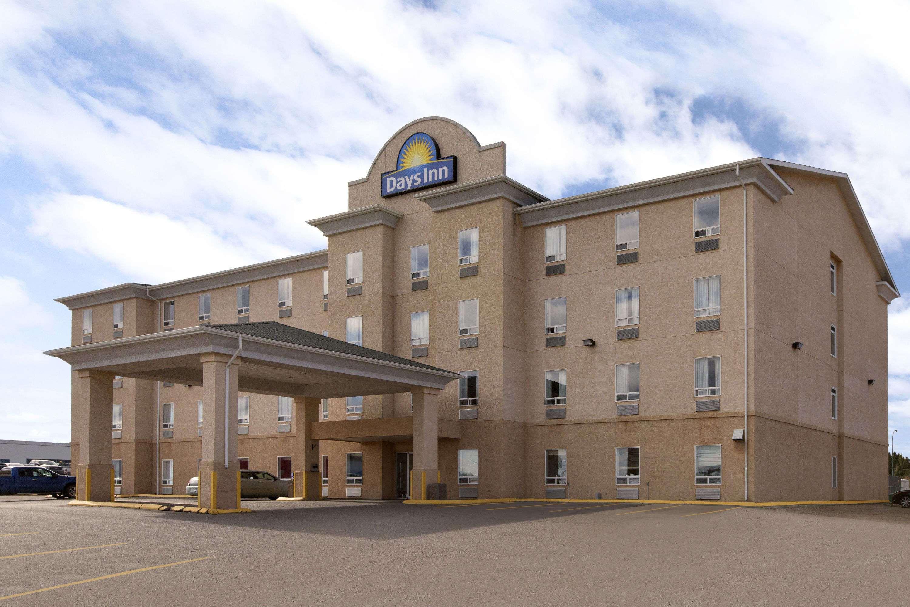 Days Inn By Wyndham Prince Albert Exteriér fotografie