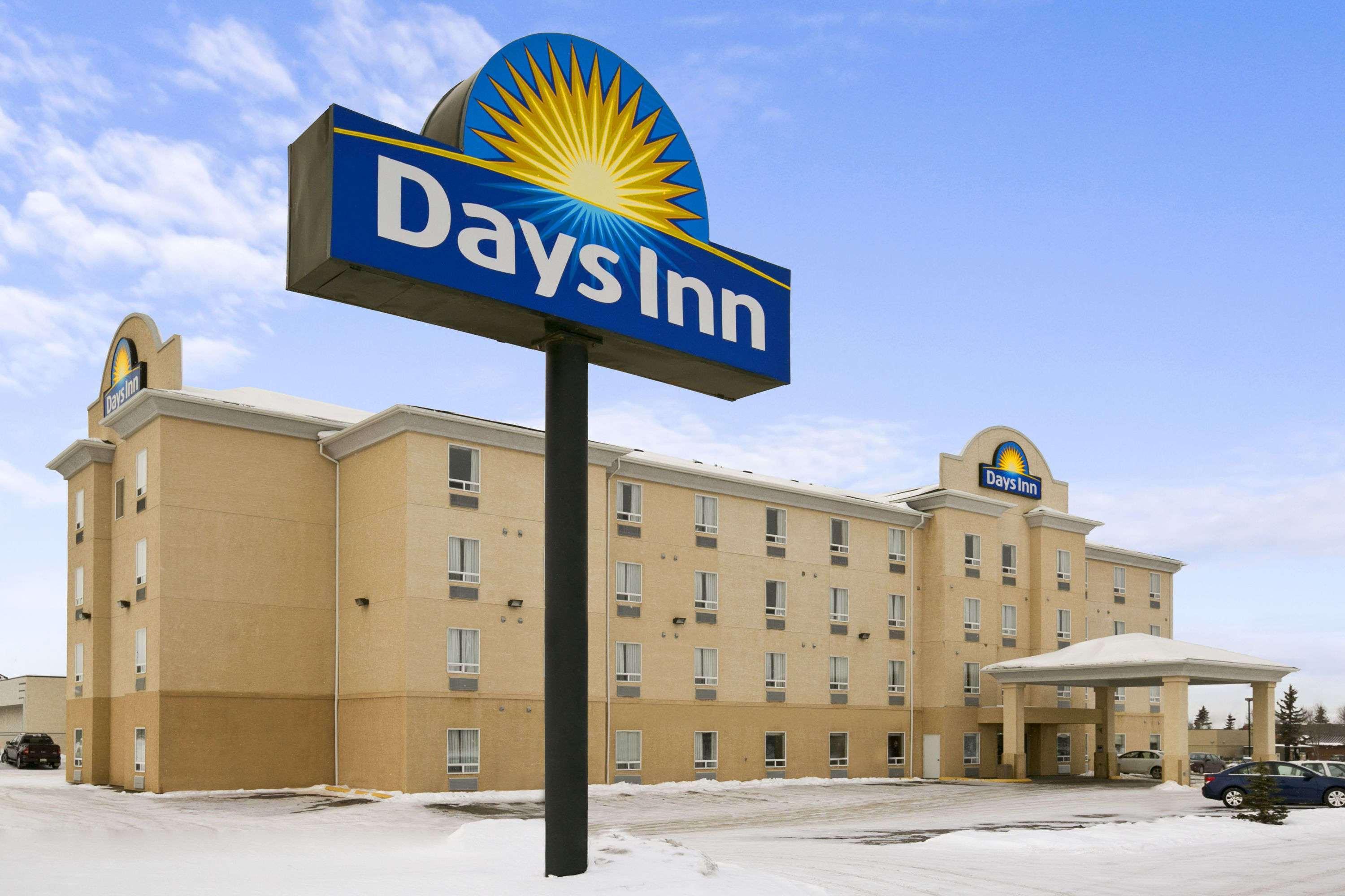 Days Inn By Wyndham Prince Albert Exteriér fotografie